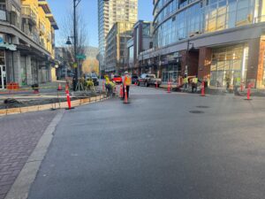 Blog 1 General contractor overseeing home renovation in West Vancouver